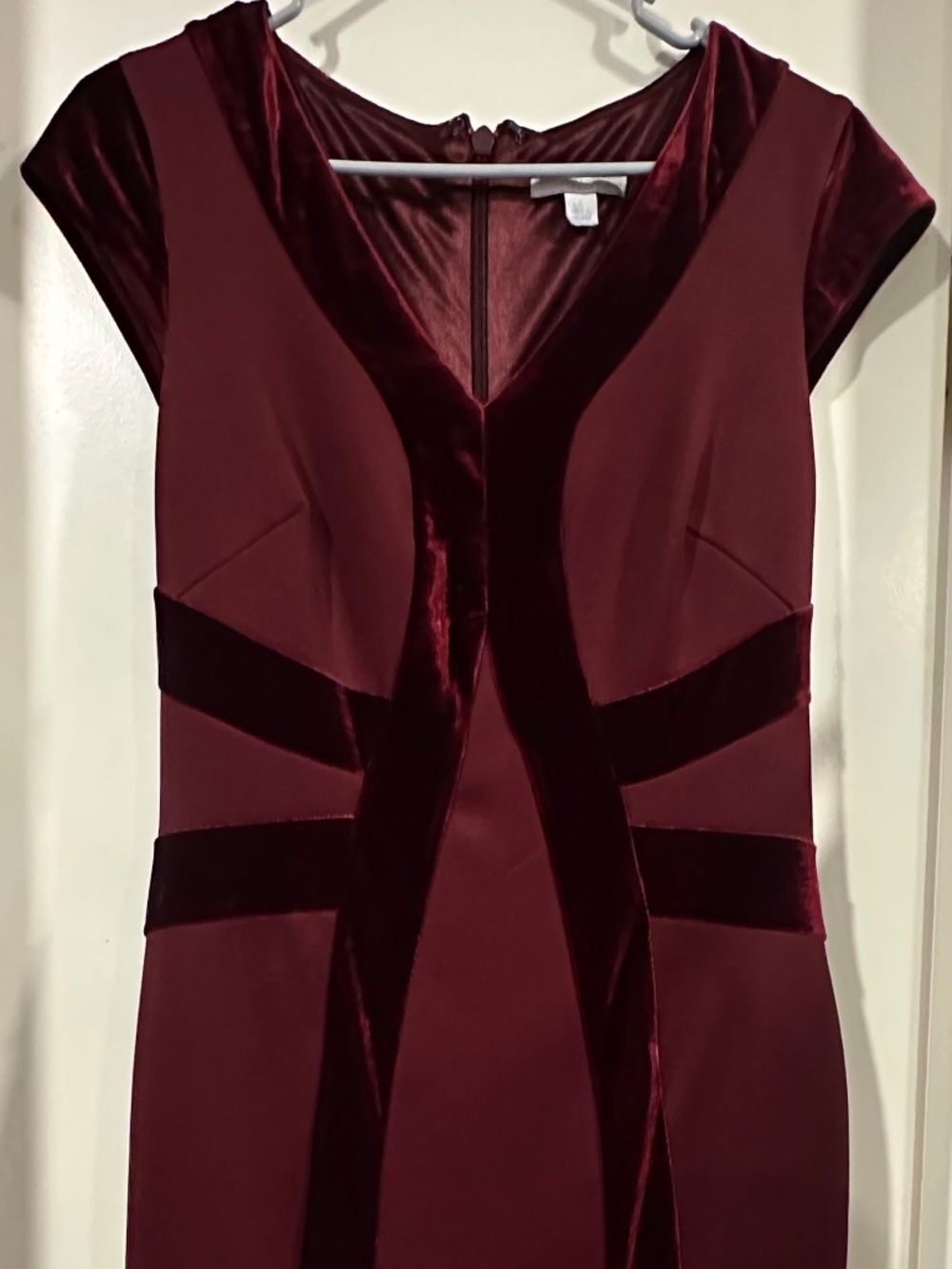 New York & Company Burgundy Red Velvet Sheath Dress Size Small
